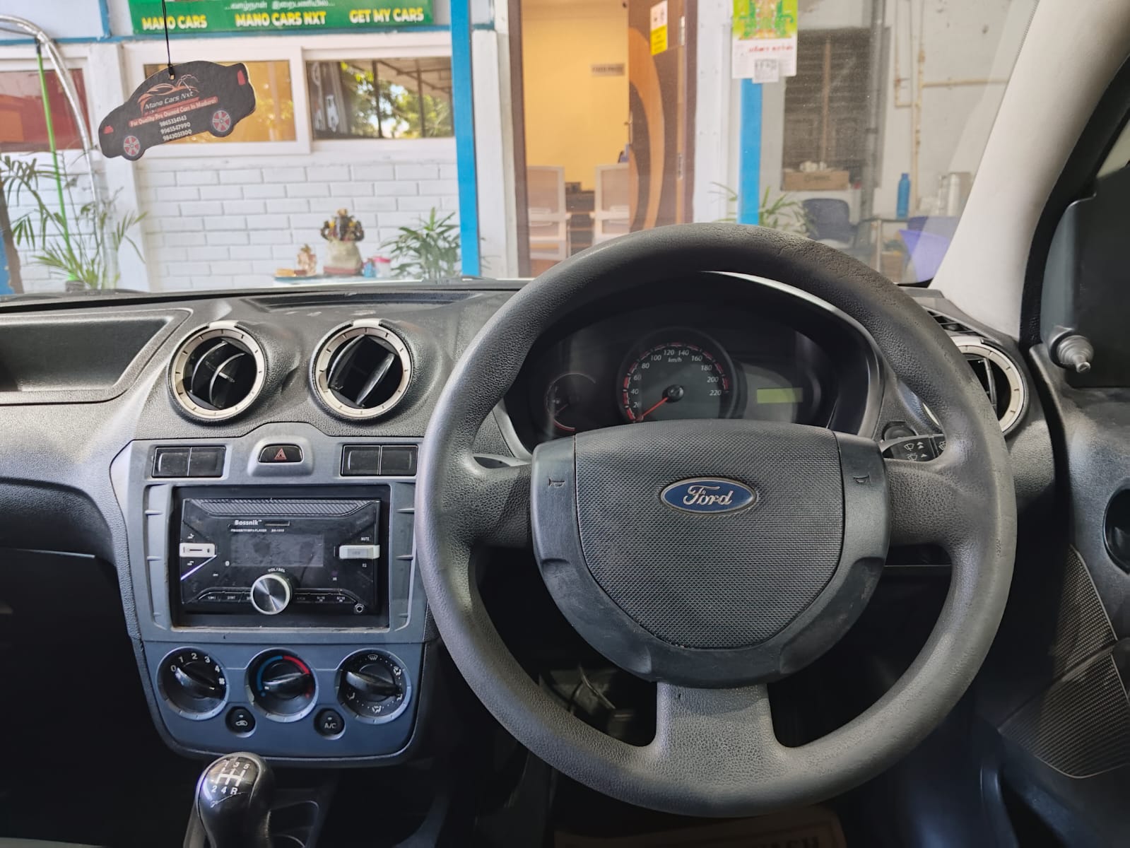 Used-Ford-Figo-1.4_EXI-Cars-in-MADURAI-Second-Ford-Figo-1.4_EXI-Cars-in-MADURAI-Per-Owned-Ford-Figo-1.4_EXI-Cars-in-MADURAI