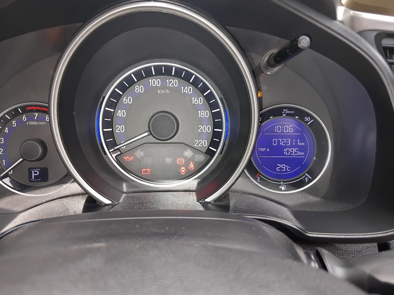 Used-Honda-Jazz-1.2_V-Cars-in-MADURAI-Second-Honda-Jazz-1.2_V-Cars-in-MADURAI-Per-Owned-Honda-Jazz-1.2_V-Cars-in-MADURAI