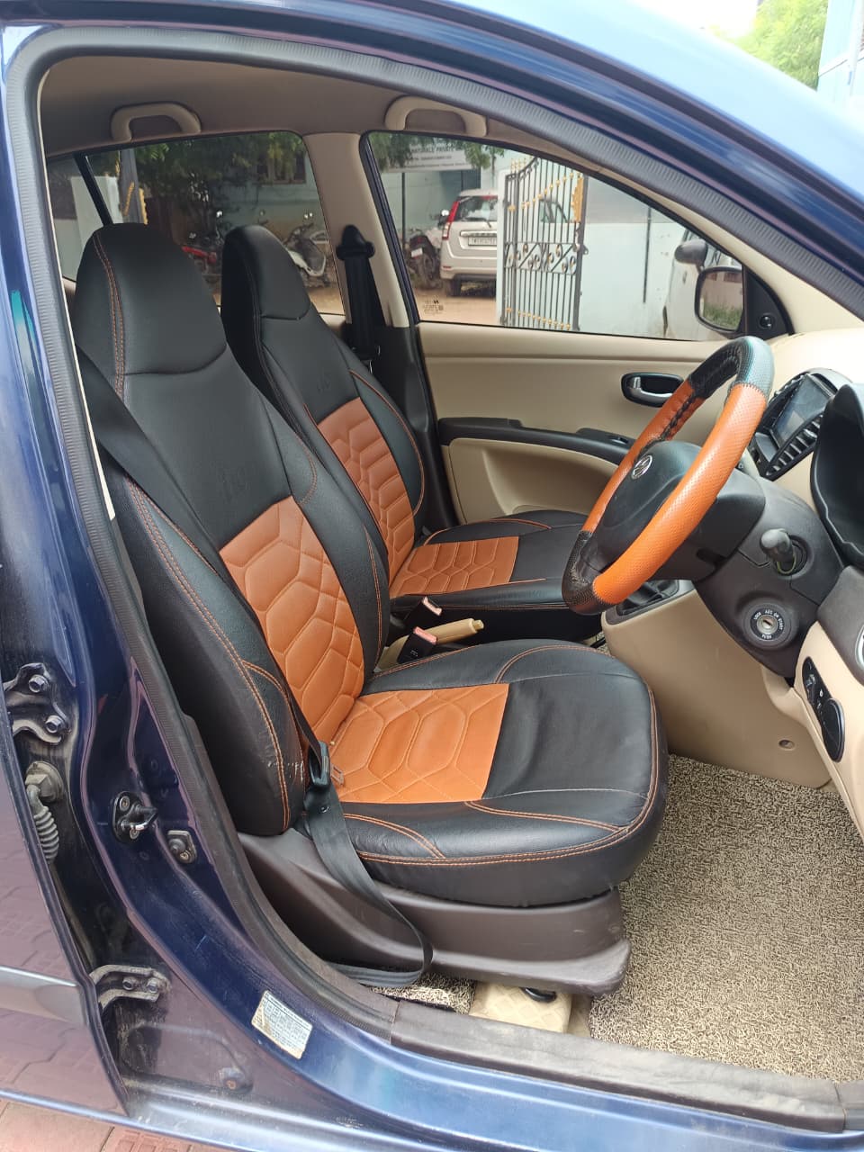Used-Hyundai-i10-SPORTZ-Cars-in-MADURAI-Second-Hyundai-i10-SPORTZ-Cars-in-MADURAI-Per-Owned-Hyundai-i10-SPORTZ-Cars-in-MADURAI