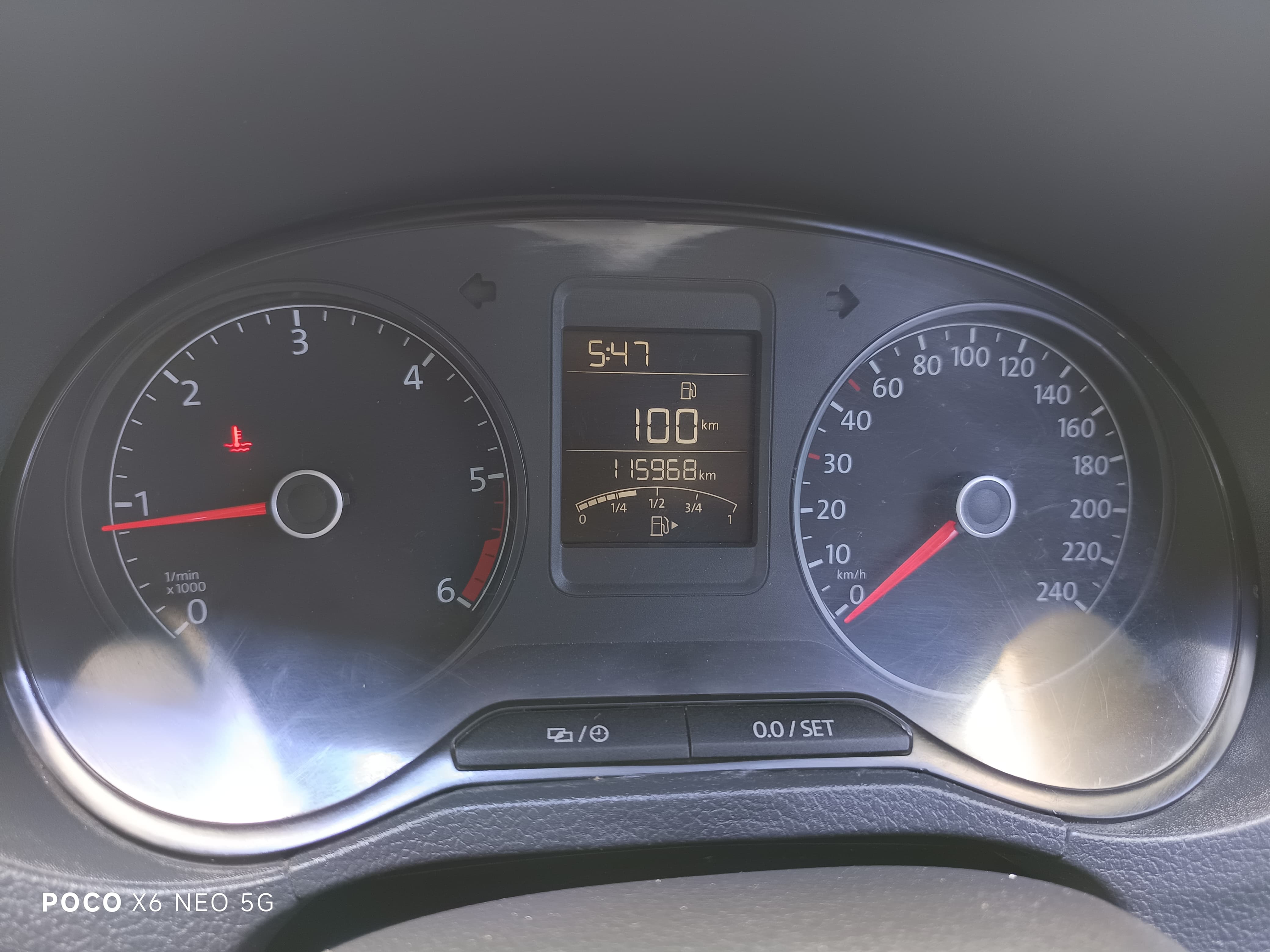 Used-Volkswagen-Polo-Highline1.2L_(P)-Cars-in-MADURAI-Second-Volkswagen-Polo-Highline1.2L_(P)-Cars-in-MADURAI-Per-Owned-Volkswagen-Polo-Highline1.2L_(P)-Cars-in-MADURAI