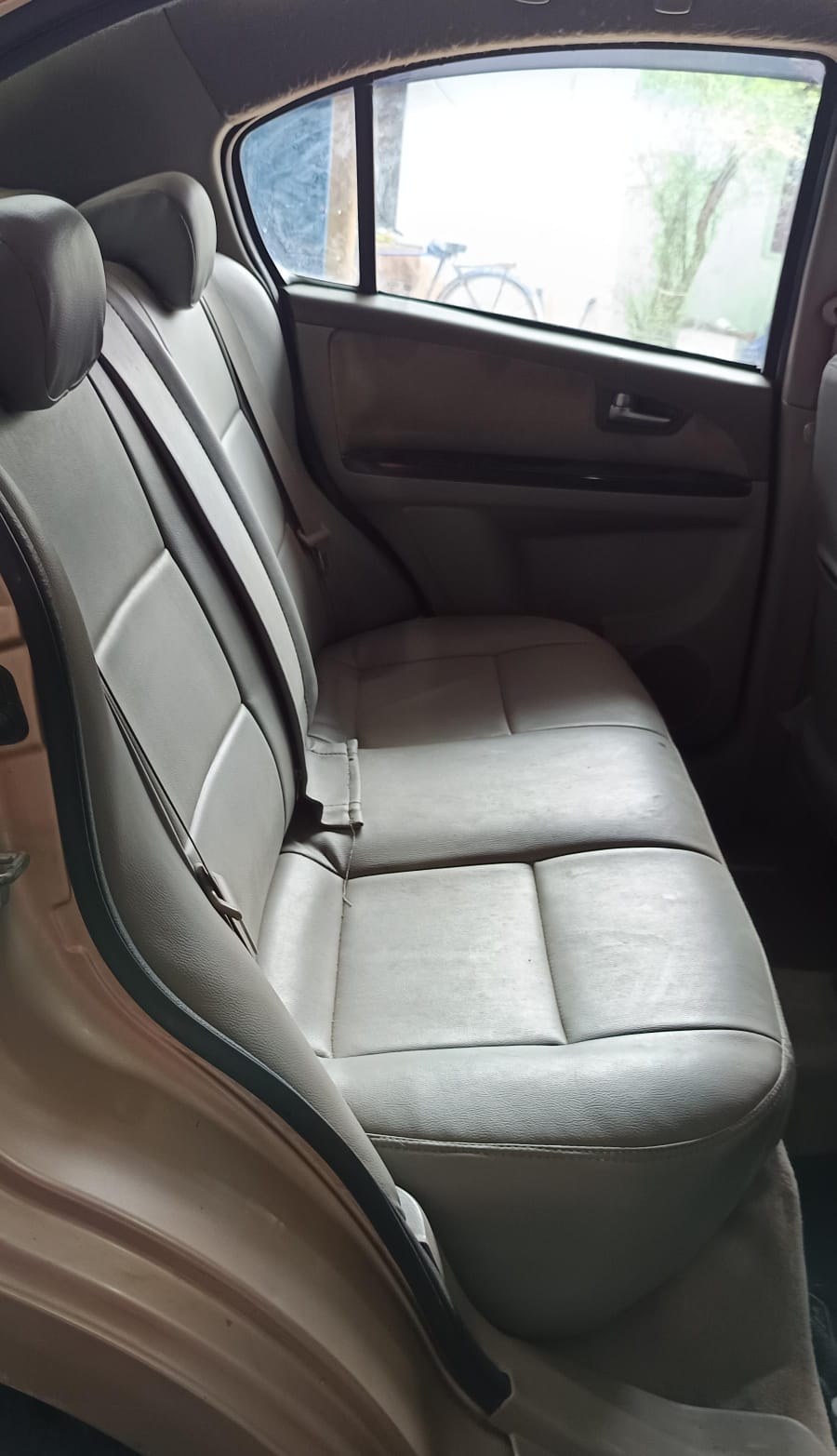 Used-Maruti Suzuki-SX4-ZXi-Cars-in-MADURAI-Second-Maruti Suzuki-SX4-ZXi-Cars-in-MADURAI-Per-Owned-Maruti Suzuki-SX4-ZXi-Cars-in-MADURAI