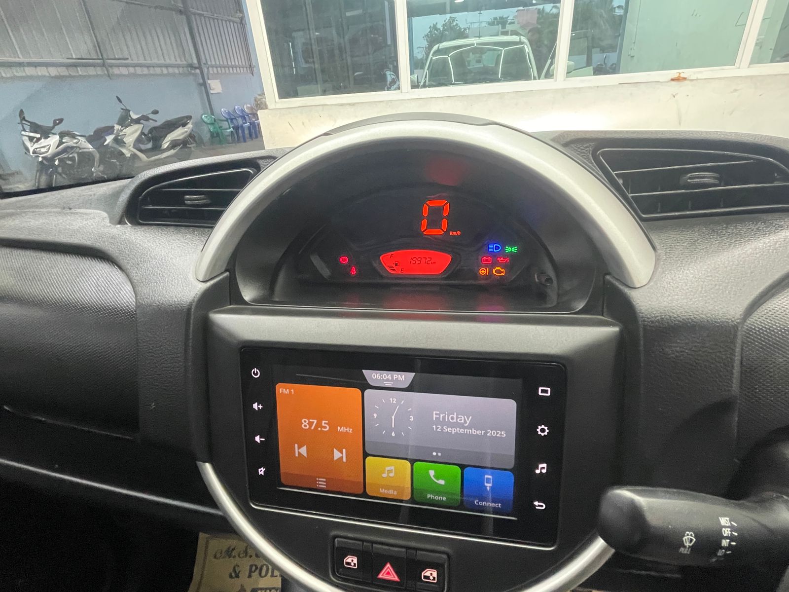 Used-Maruti Suzuki-S-Presso-Vxi-Cars-in-MADURAI-Second-Maruti Suzuki-S-Presso-Vxi-Cars-in-MADURAI-Per-Owned-Maruti Suzuki-S-Presso-Vxi-Cars-in-MADURAI