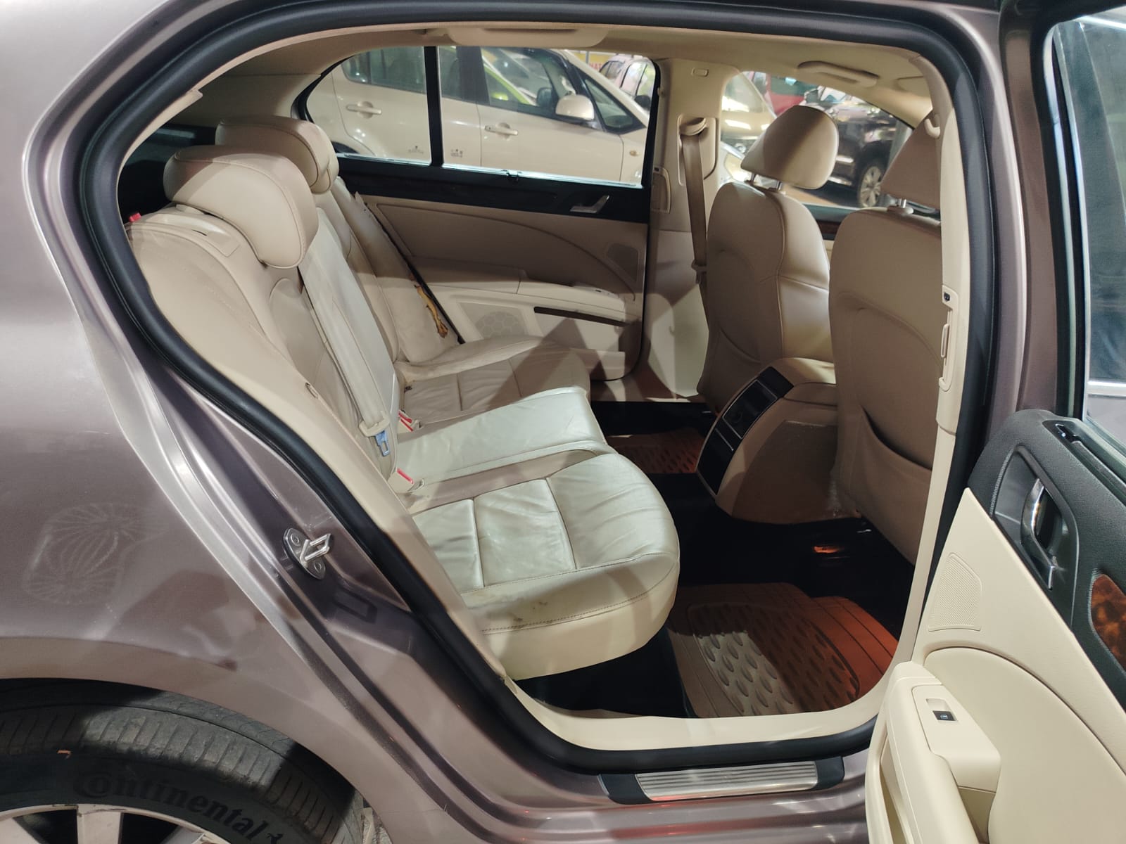 Used-Skoda-Superb-_ELEGANCE-Cars-in-MADURAI-Second-Skoda-Superb-_ELEGANCE-Cars-in-MADURAI-Per-Owned-Skoda-Superb-_ELEGANCE-Cars-in-MADURAI