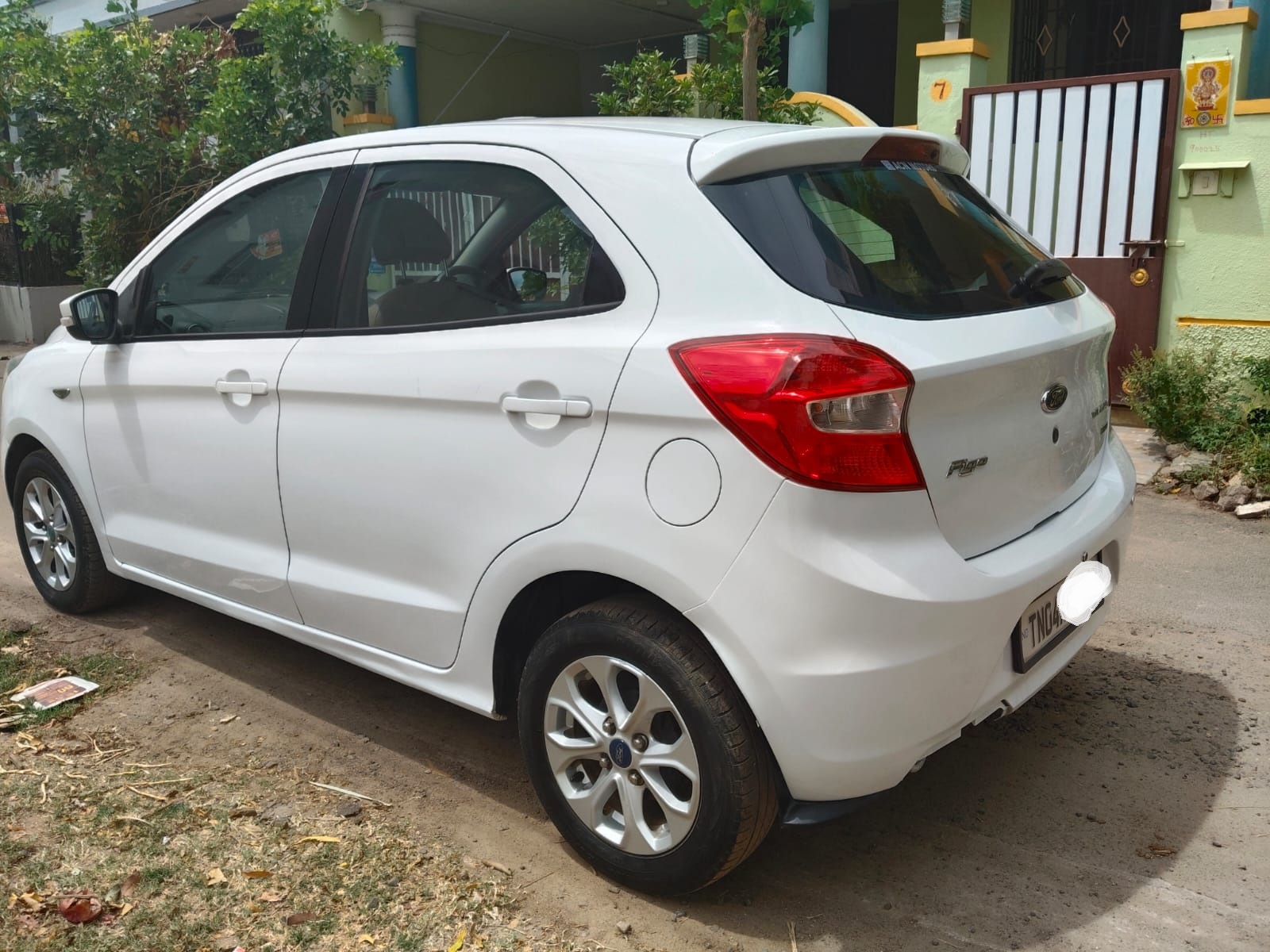 Used Ford Figo 1.5 Cars in MADURAI Used-Ford-Figo-1.5-Cars-in-MADURAI-Second-Ford-Figo-1.5-Cars-in-MADURAI-Per-Owned-Ford-Figo-1.5-Cars-in-MADURAI