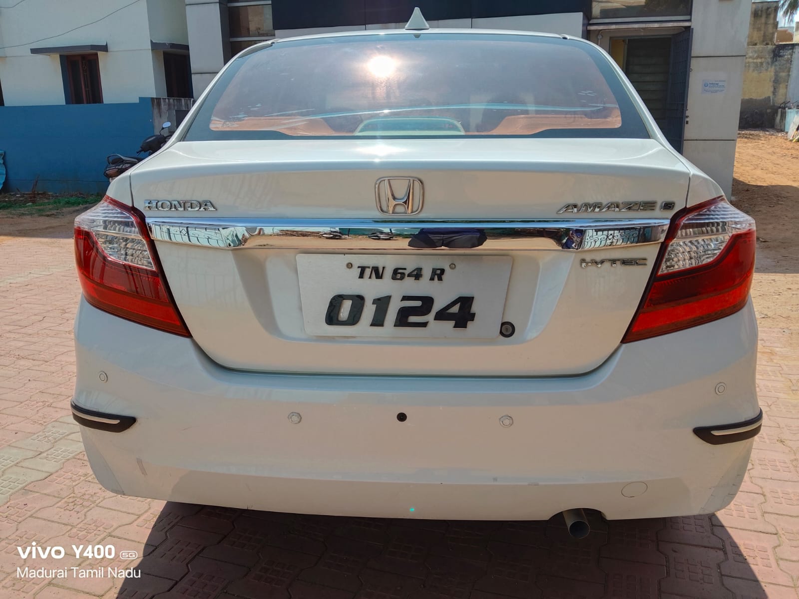 Used Honda Amaze 1.2L_I-VTEC Cars in MADURAI Used-Honda-Amaze-1.2L_I-VTEC-Cars-in-MADURAI-Second-Honda-Amaze-1.2L_I-VTEC-Cars-in-MADURAI-Per-Owned-Honda-Amaze-1.2L_I-VTEC-Cars-in-MADURAI