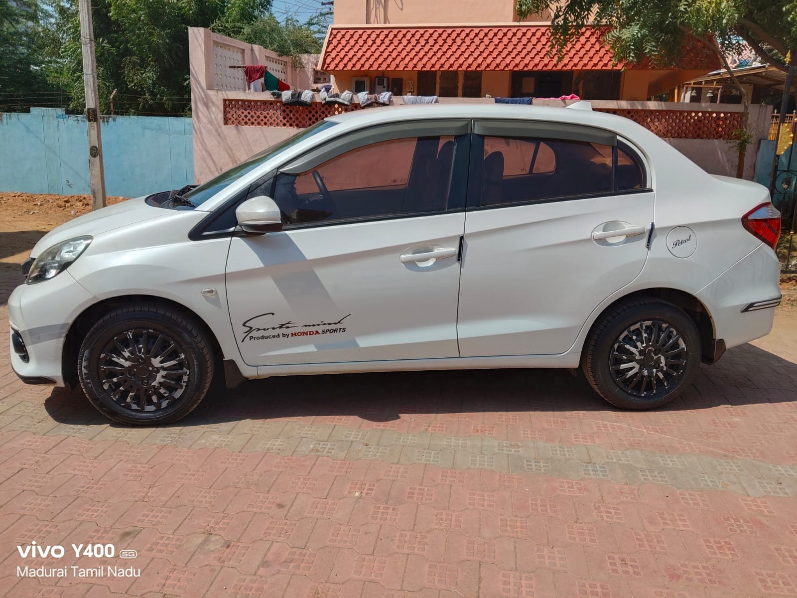 Used Honda Amaze 1.2L_I-VTEC Cars in MADURAI Used-Honda-Amaze-1.2L_I-VTEC-Cars-in-MADURAI-Second-Honda-Amaze-1.2L_I-VTEC-Cars-in-MADURAI-Per-Owned-Honda-Amaze-1.2L_I-VTEC-Cars-in-MADURAI
