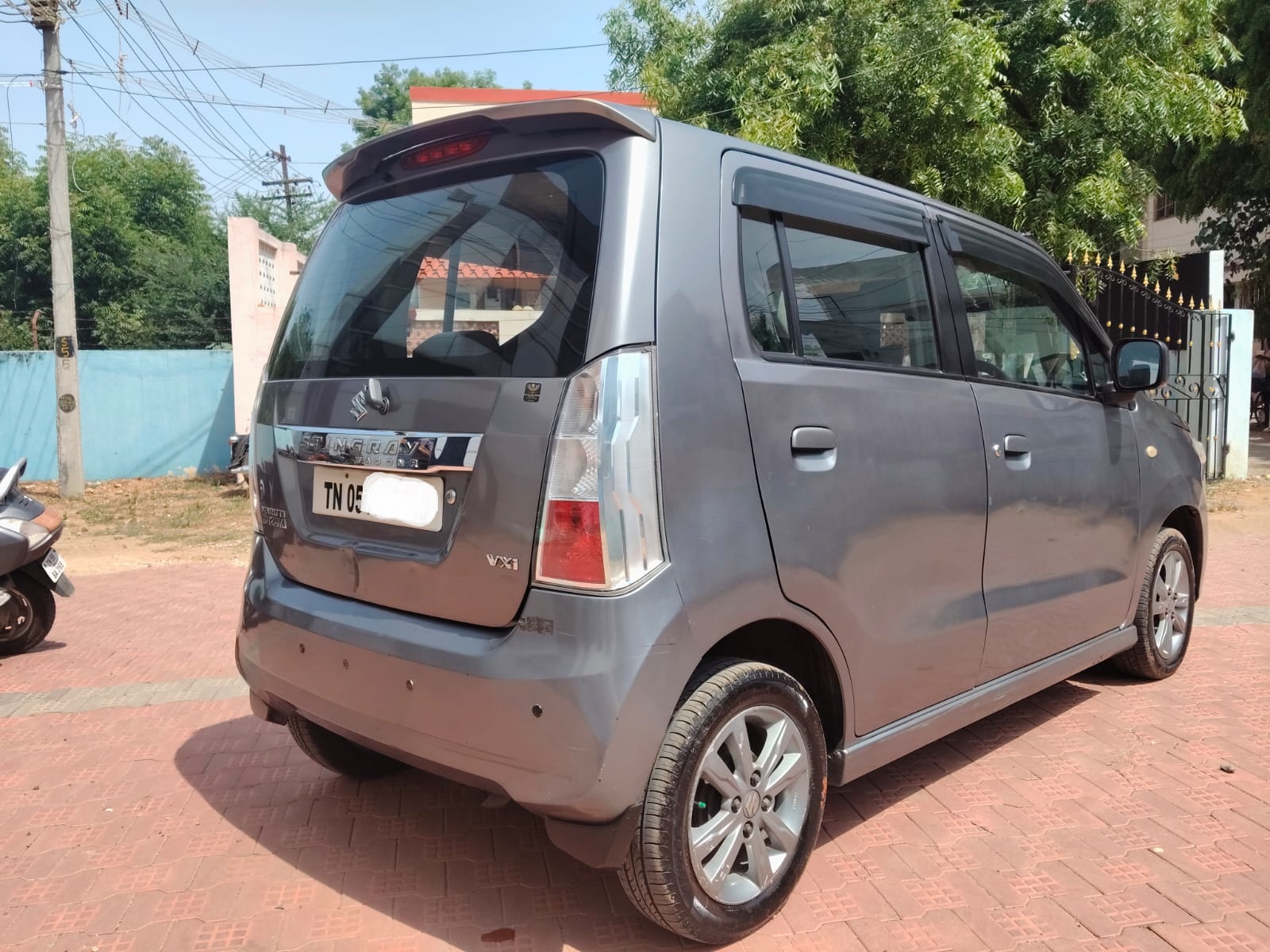 Used Maruti Suzuki Wagon R VXI_1.0 Cars in MADURAI Used-Maruti Suzuki-Wagon R-VXI_1.0-Cars-in-MADURAI-Second-Maruti Suzuki-Wagon R-VXI_1.0-Cars-in-MADURAI-Per-Owned-Maruti Suzuki-Wagon R-VXI_1.0-Cars-in-MADURAI